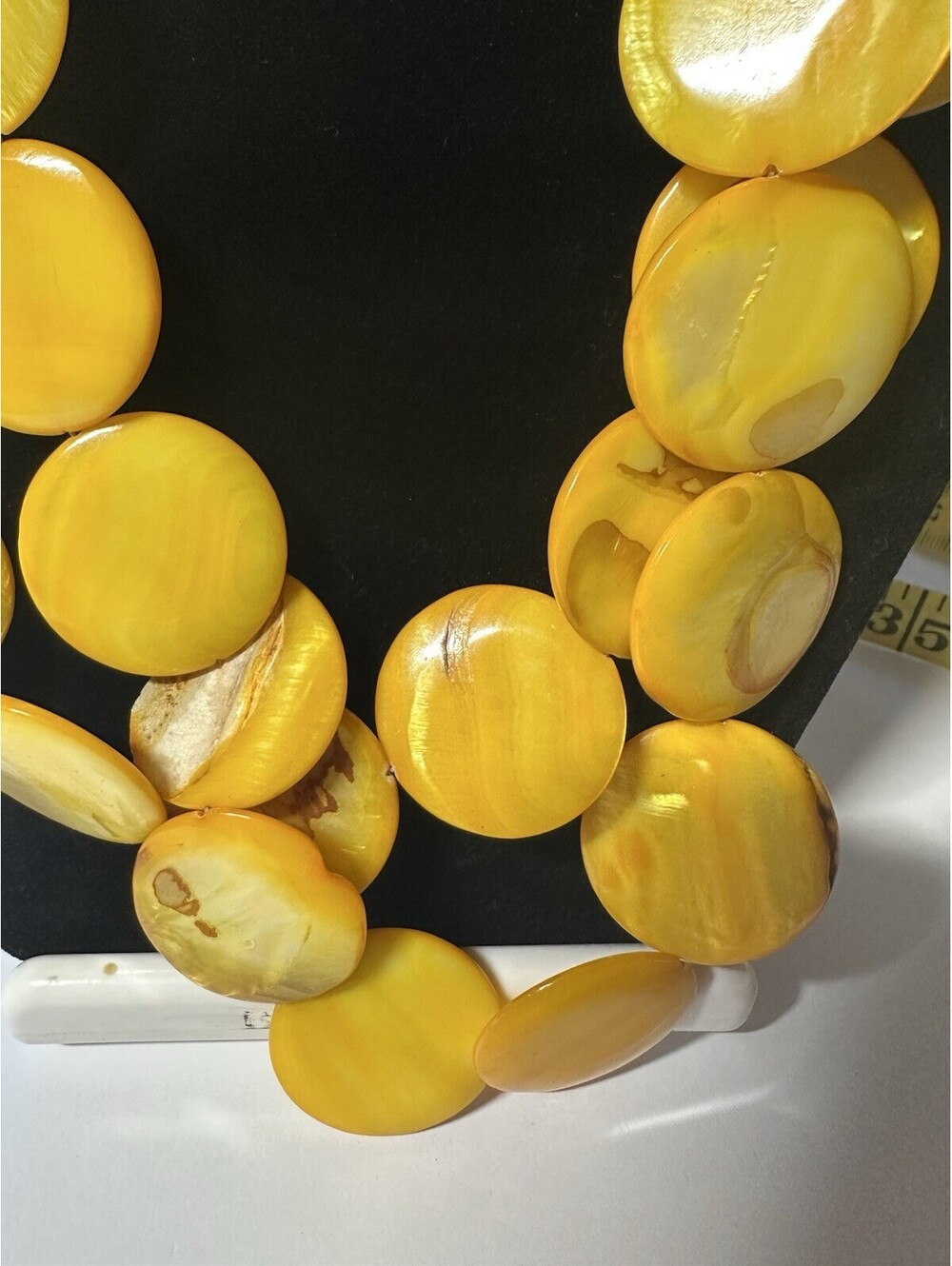 Vintage Yellow Mother Of Pearl Necklace Stunning Statement Piece Double Strand - Picture 4 of 9